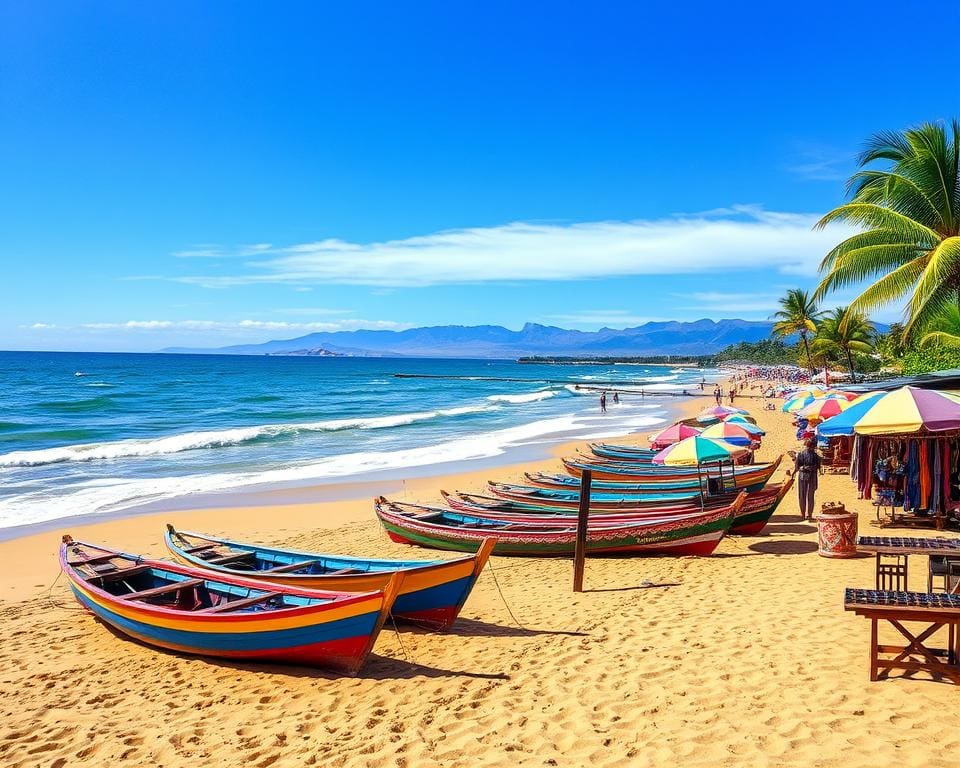 Strände und Kultur in Manta, Ecuador